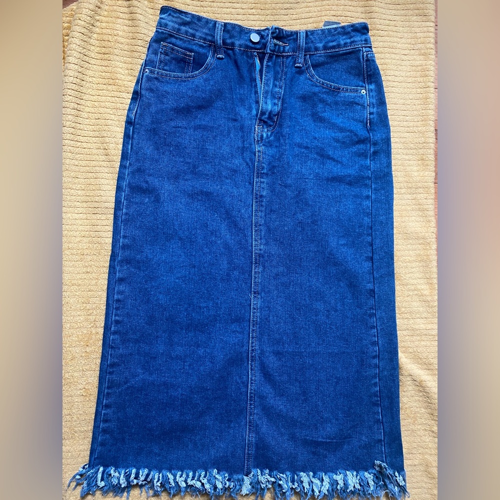 High Waist Denim Skirt |The color is blue and size is medium | Shein